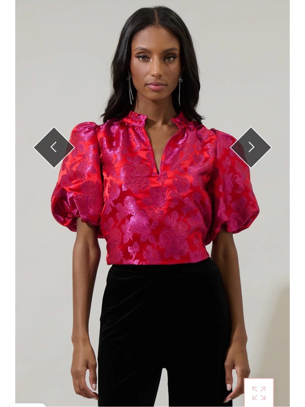 NWT AVARA Red & Fuchsia Floral Puff-Sleeve Blouse